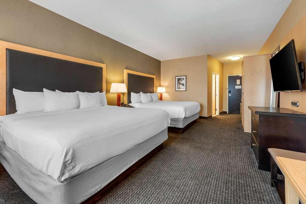 Cambria Hotel Akron - Canton Airport Uniontown Room photo